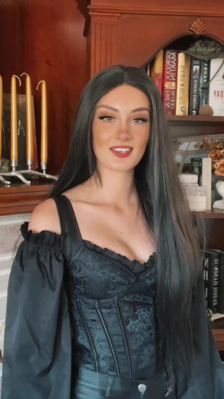 @corrine_thorn