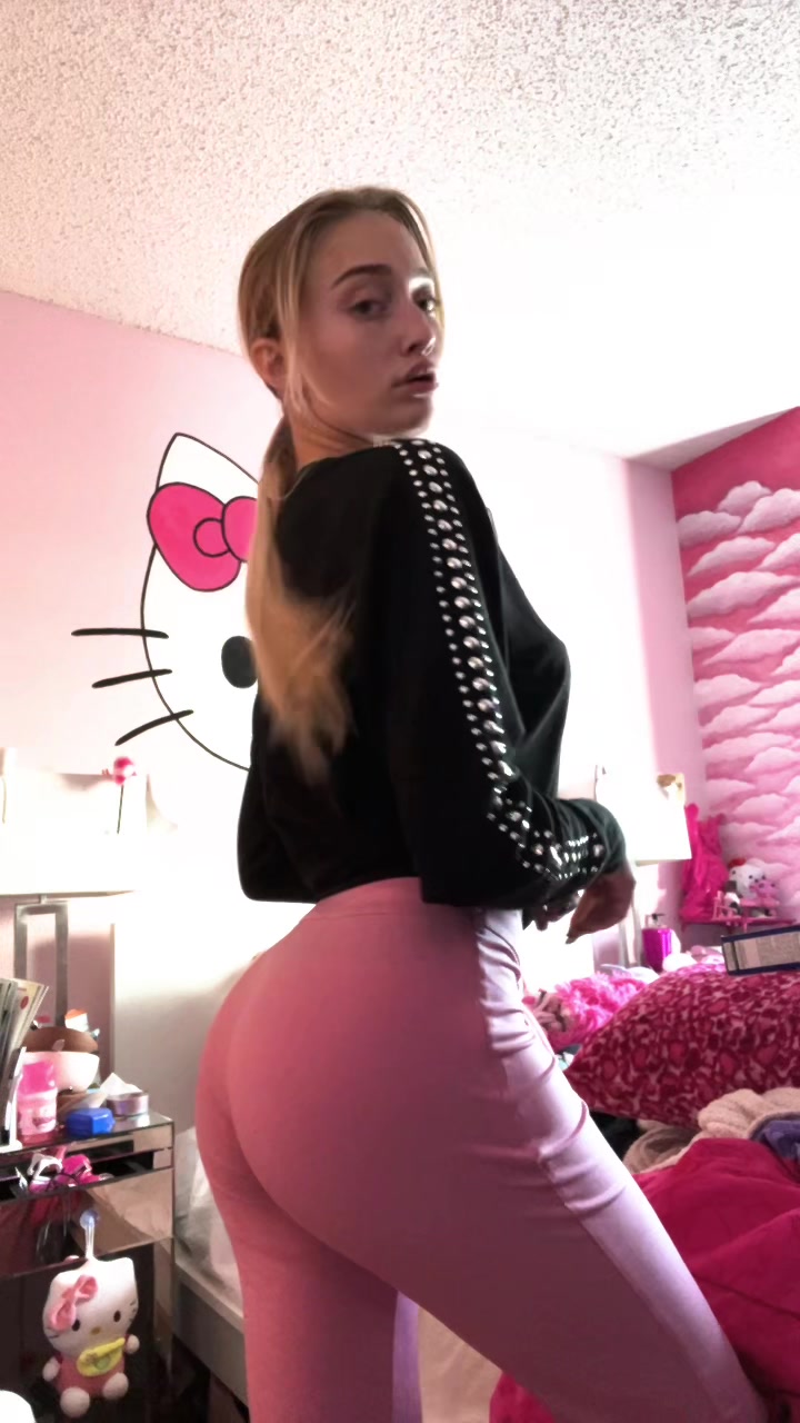 @💕 IZZY 💕