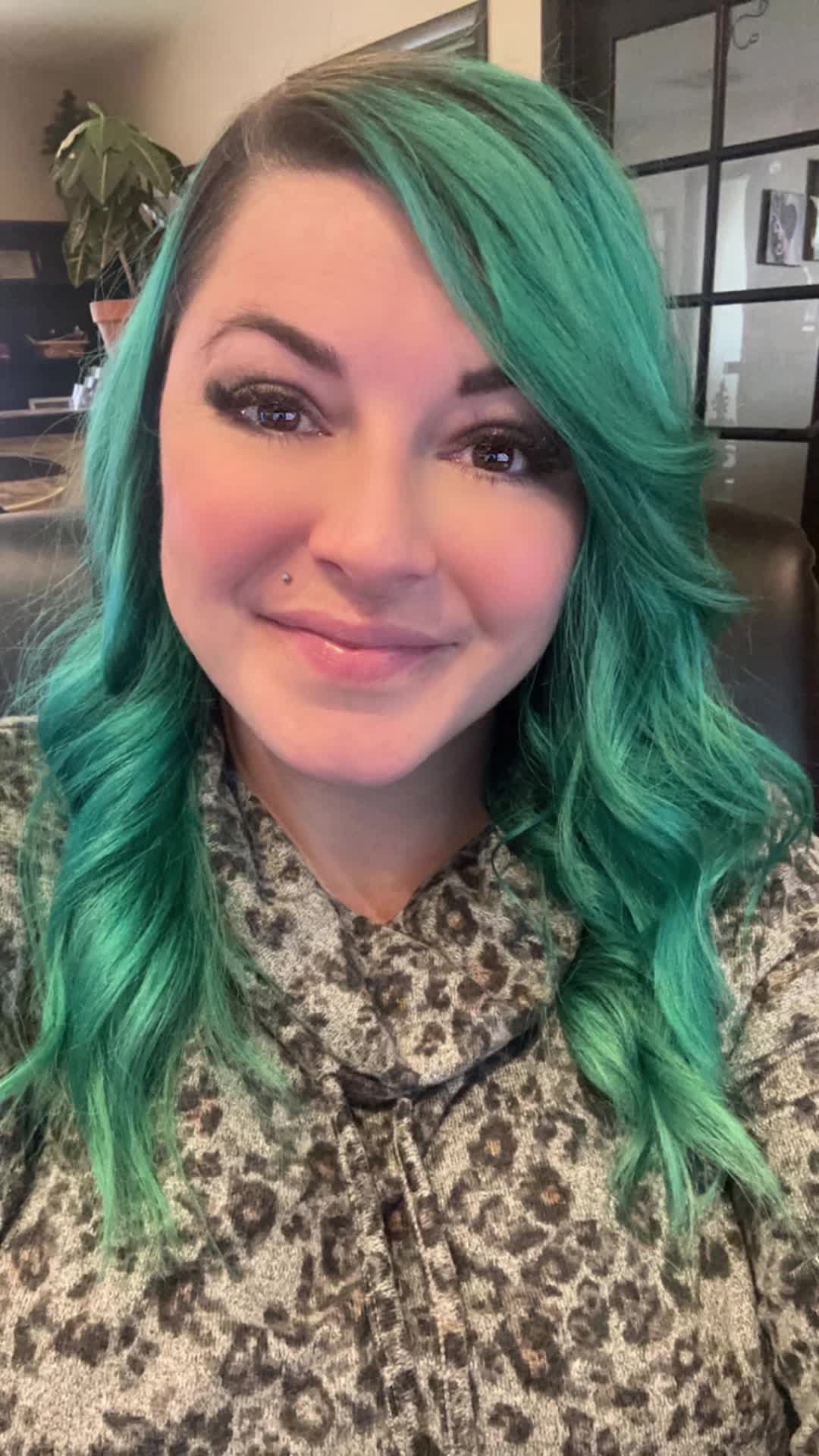 @AleisaKeyes