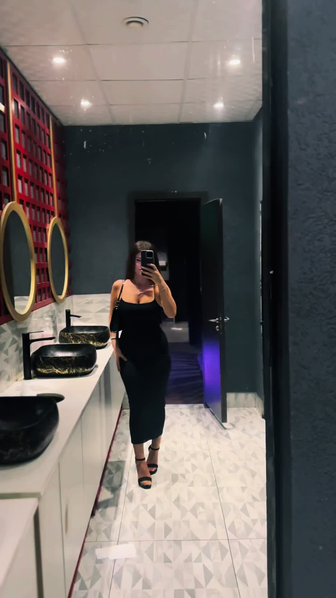 @Viola 🤍