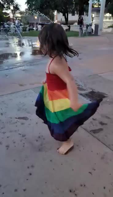 @EllaMixMix