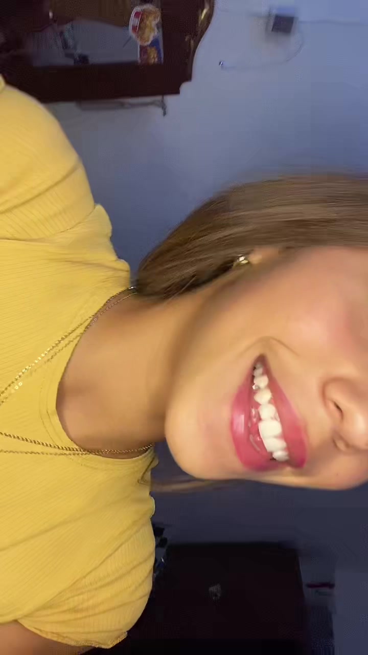 @daaniela🇨🇺