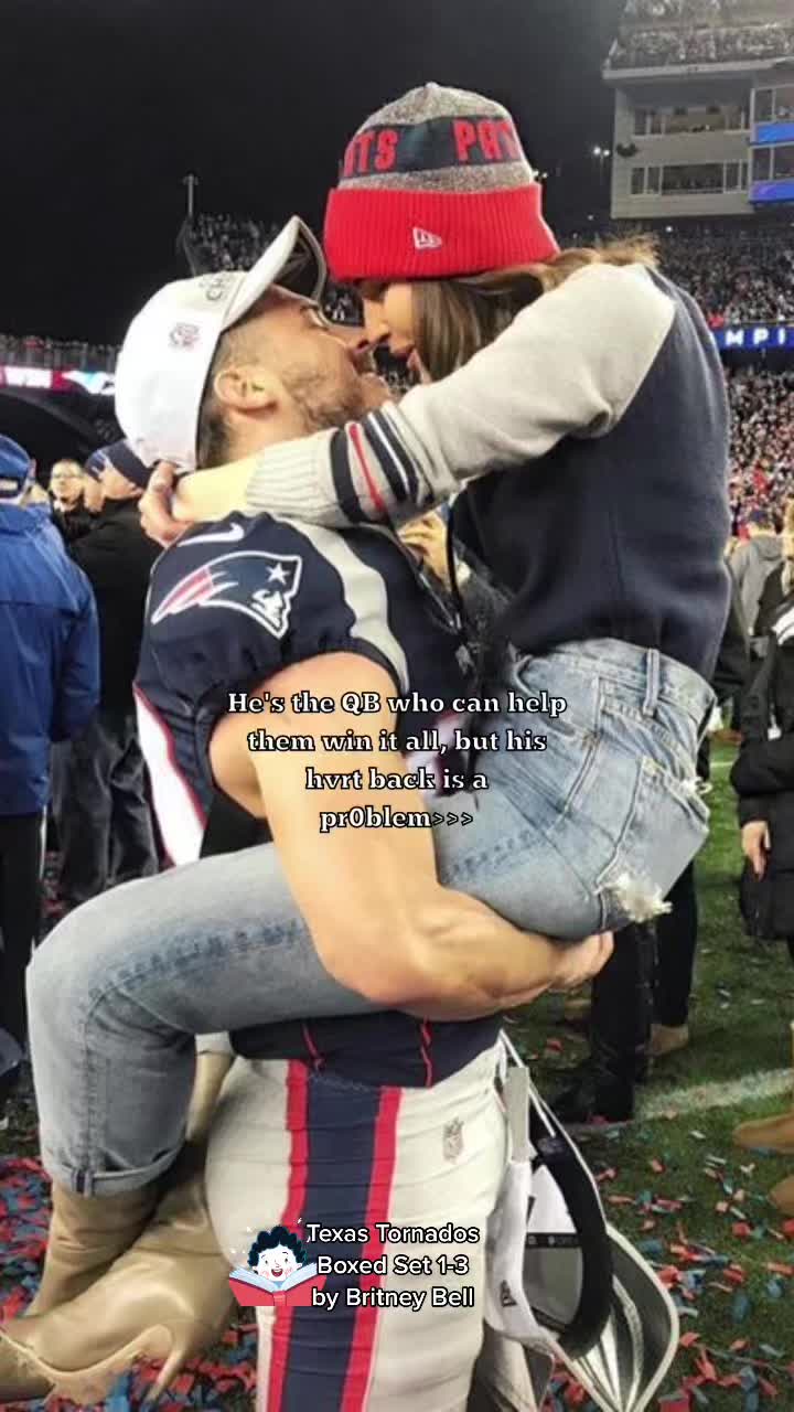 @RomanceBookTokFaves