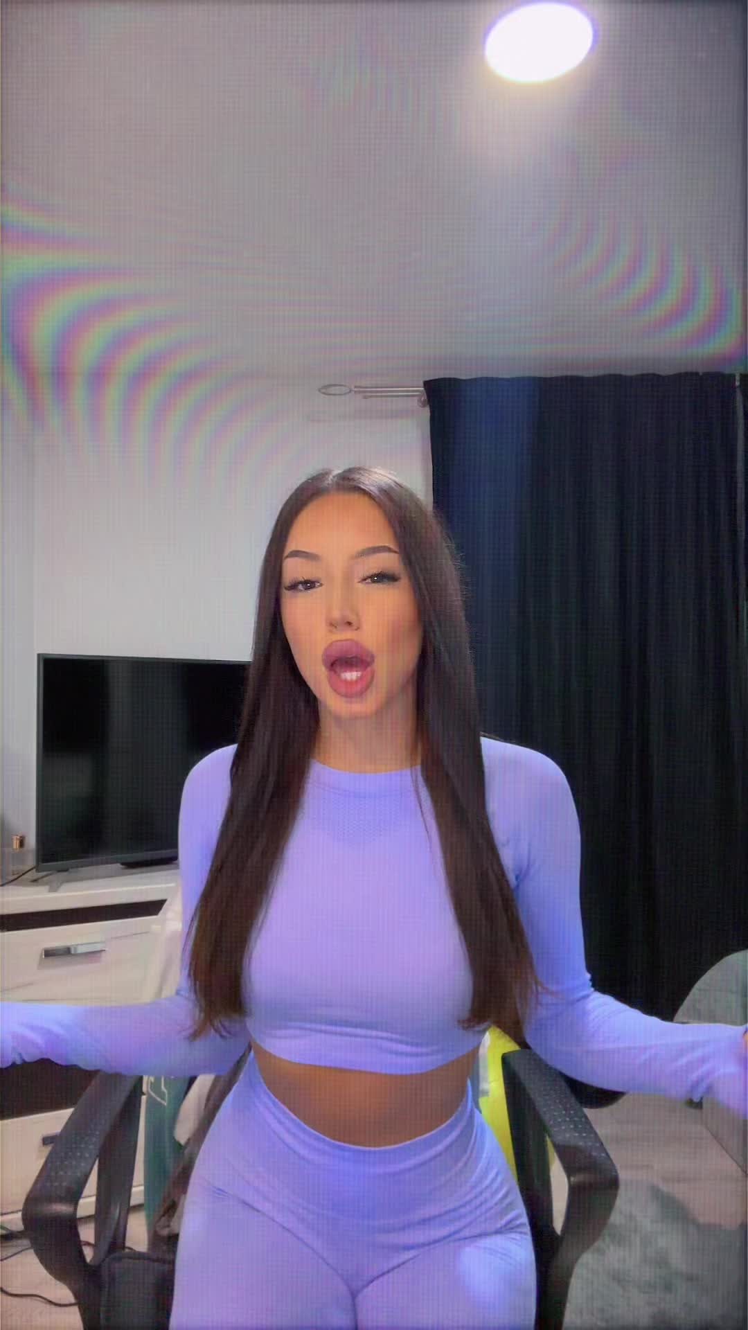 @F.