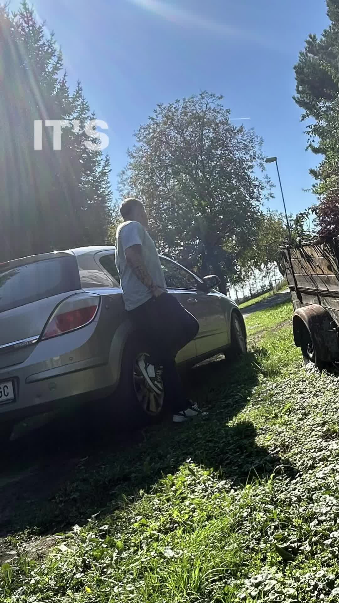 @Alex🇷🇴