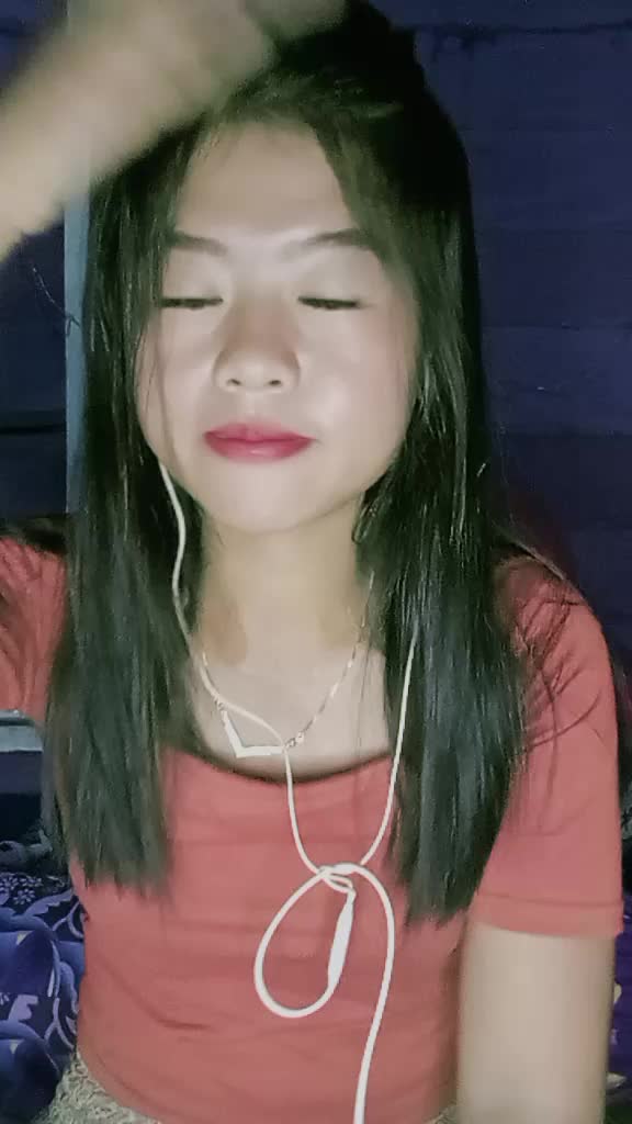 @Bunga Simanjuntak ✨