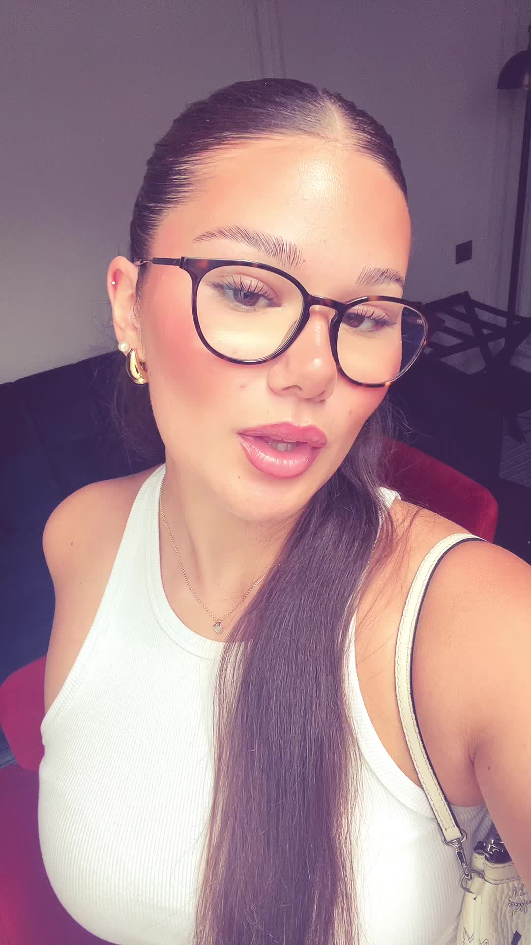 @Thalia
