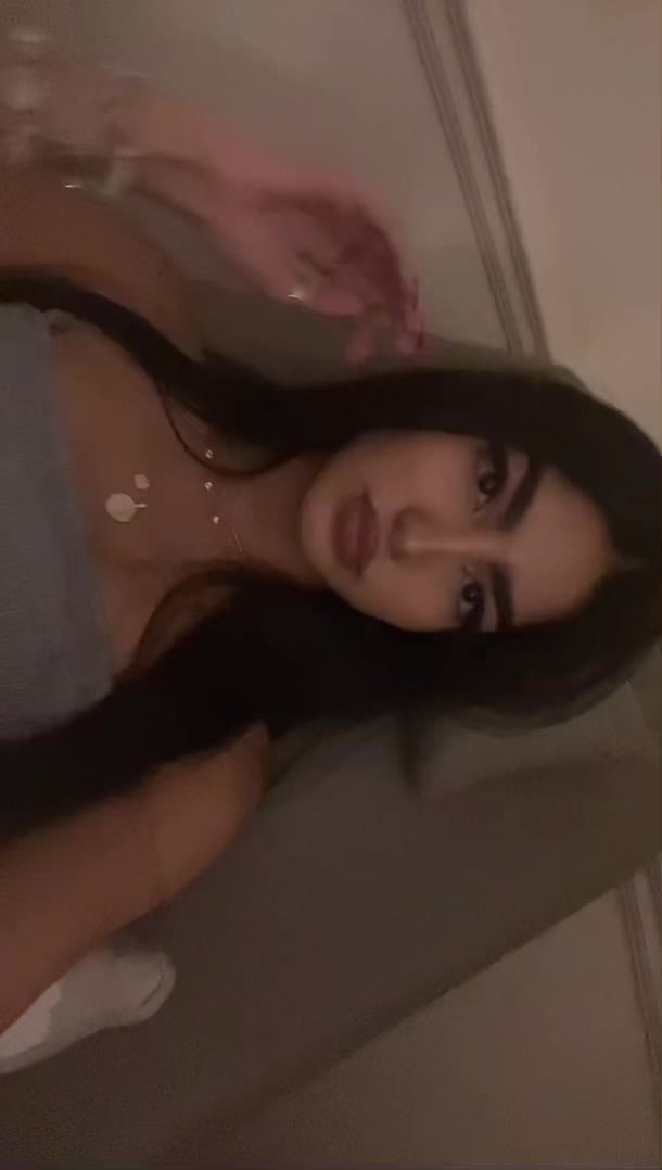 @Neha🎱