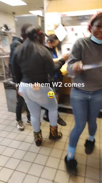@Tina_wit_da_ass