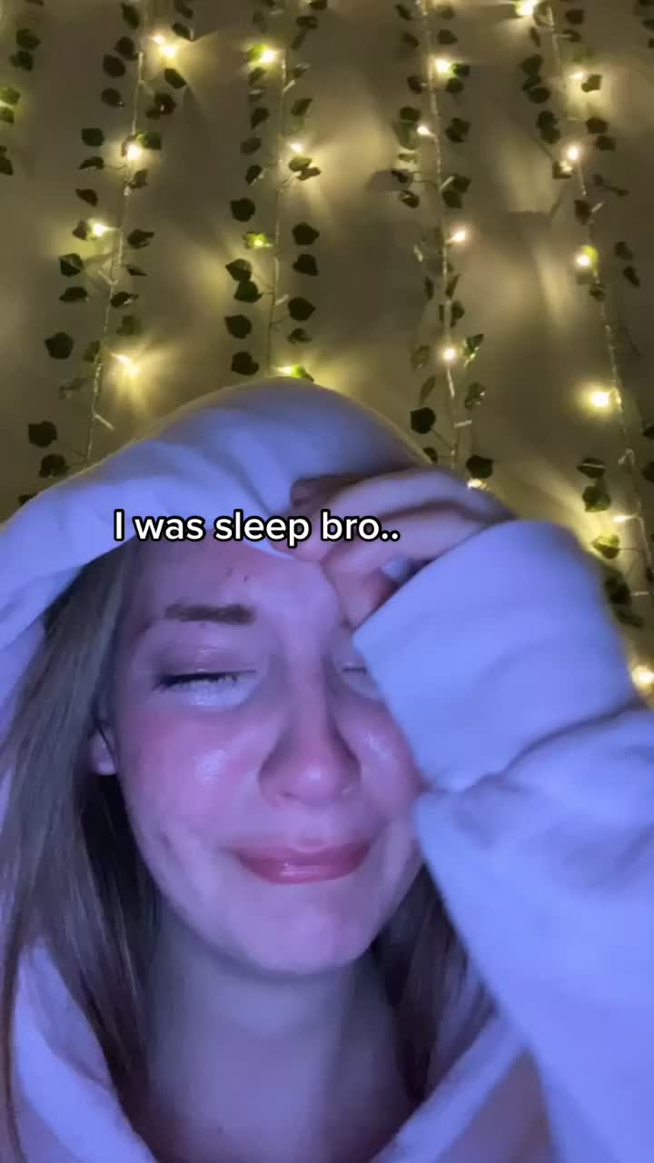 @<3