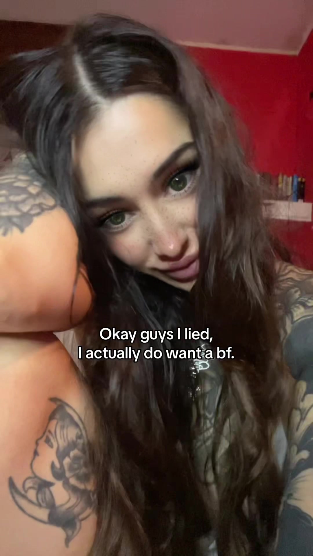@thereal_ellys
