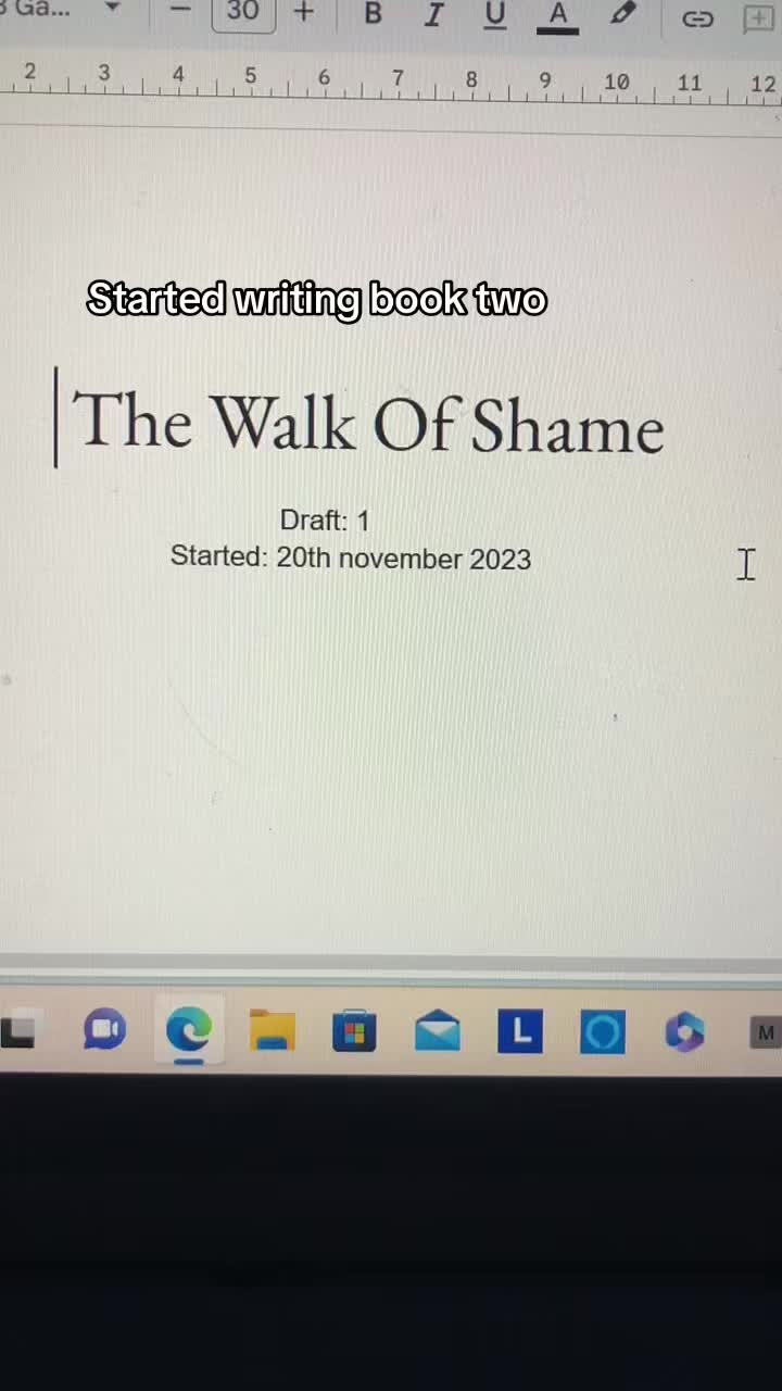 @< teen writer >