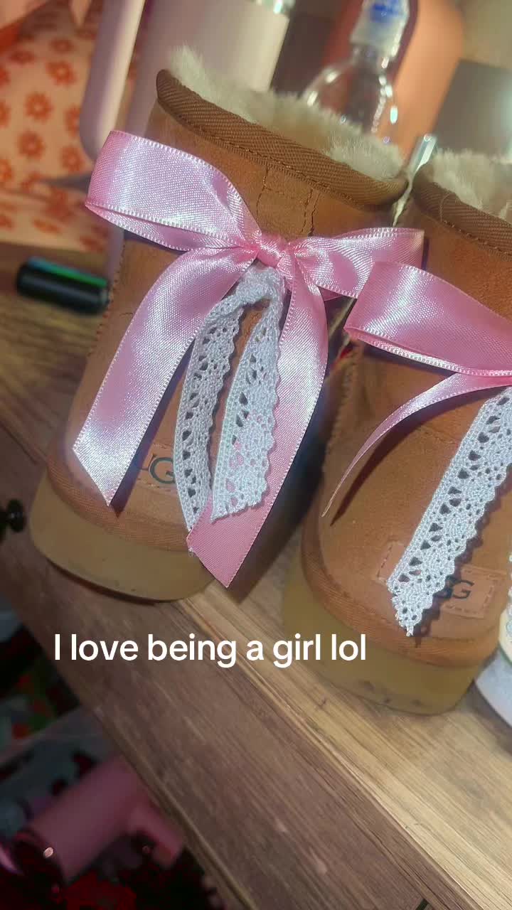 @Tay