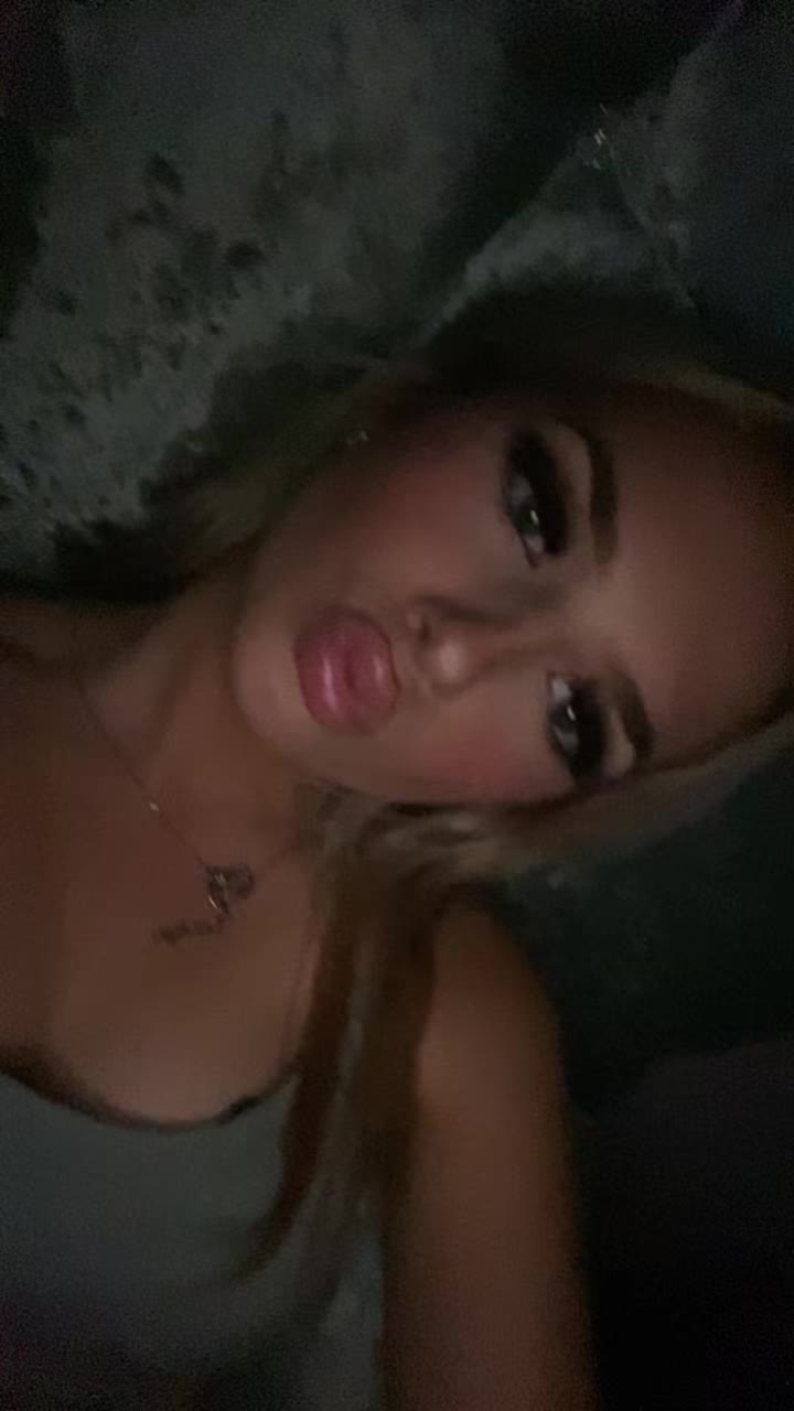 @Ellz