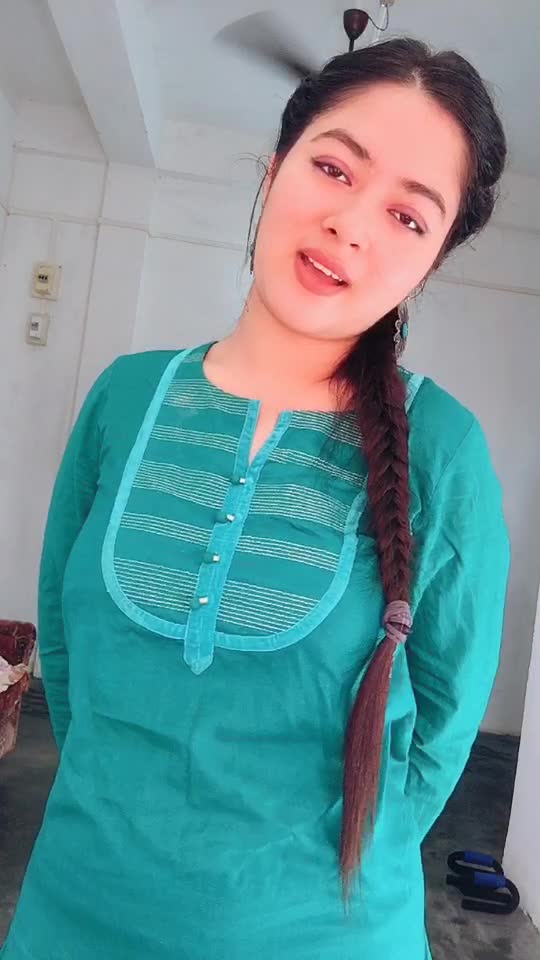 @Naina โ๏ธ