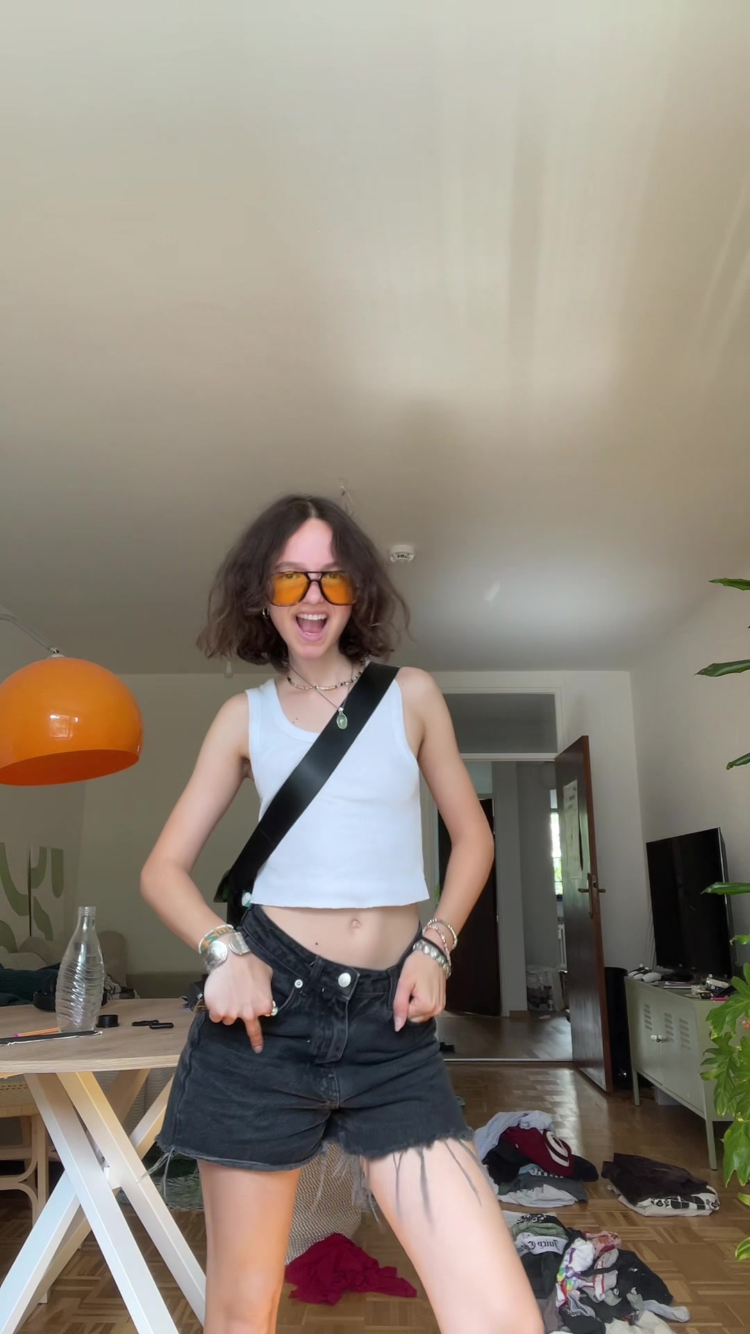 @lizzykeira
