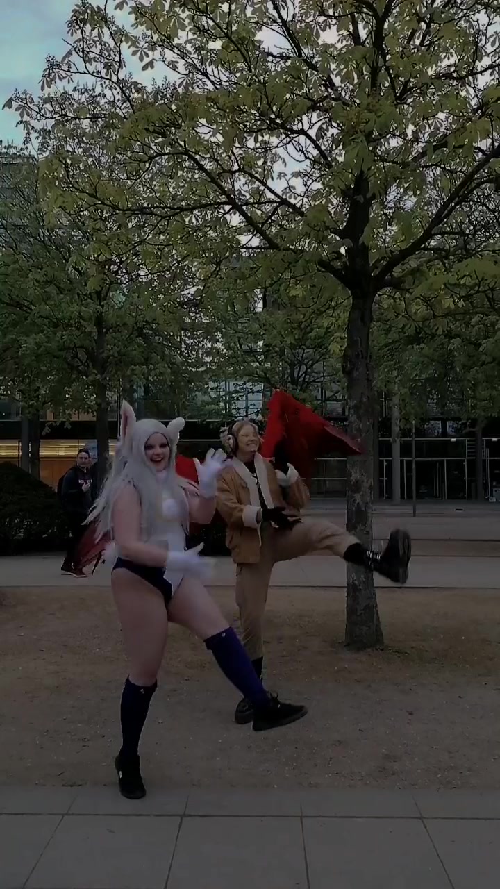 @zfox.cos