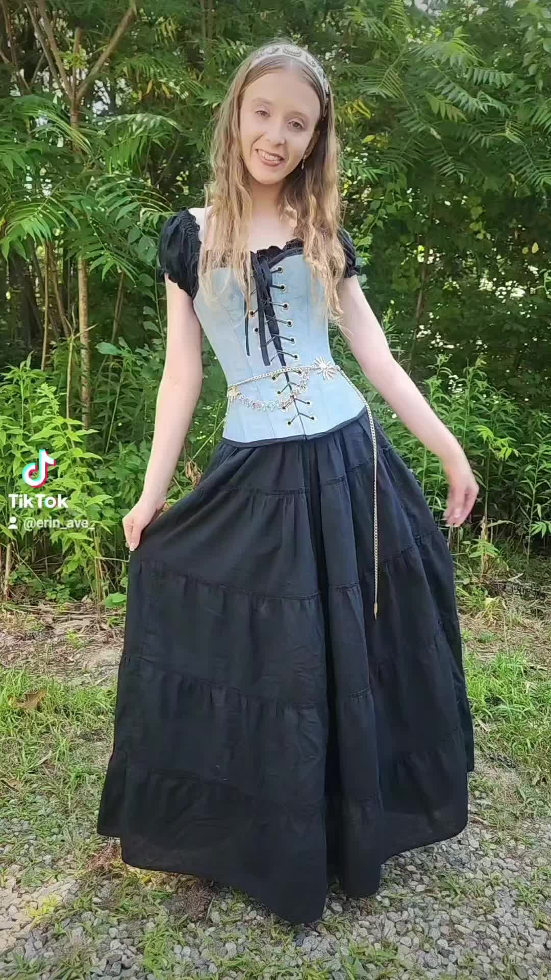 @Erin Avé