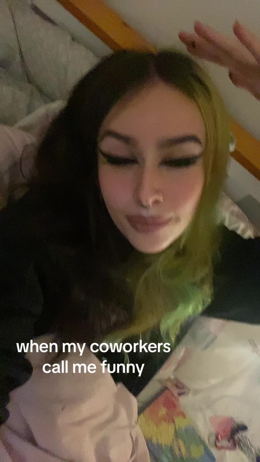 @rachel👽🖤