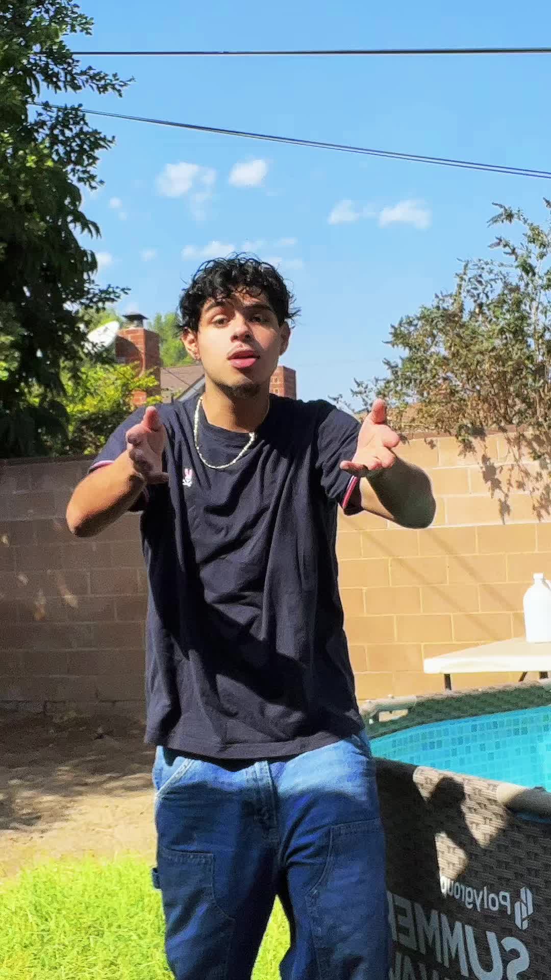 @_.carlos_120