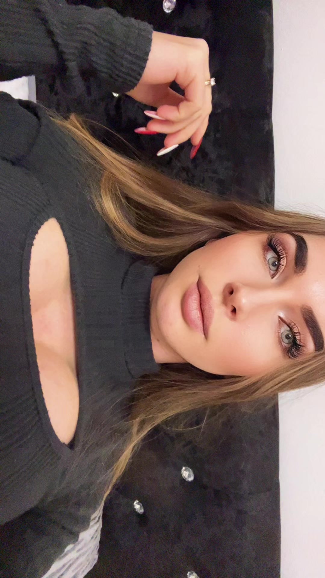 @Denii✨