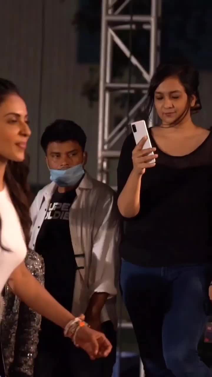 @Rakul preet