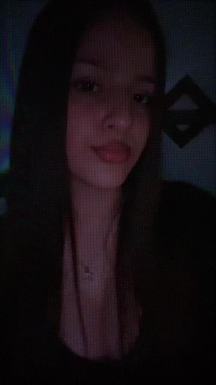 @𐦐