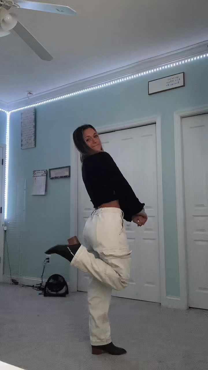 @lauren