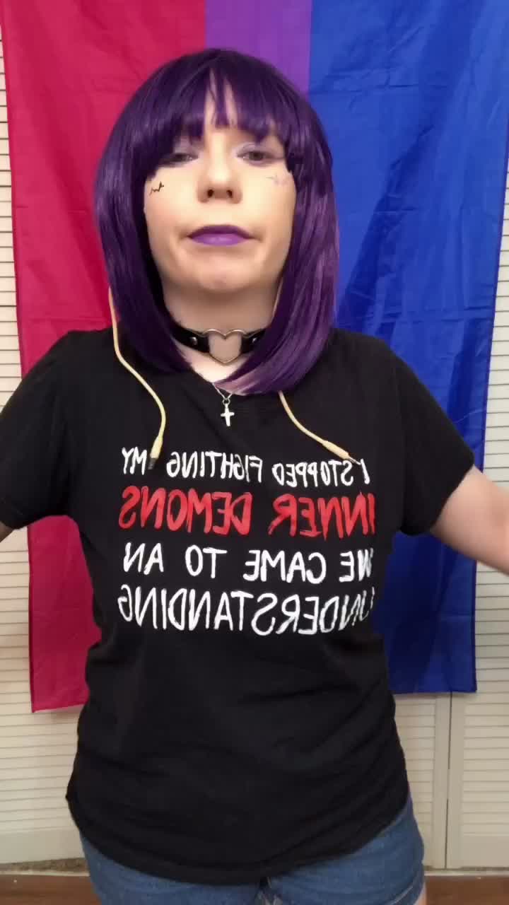 @DJSharkGirl