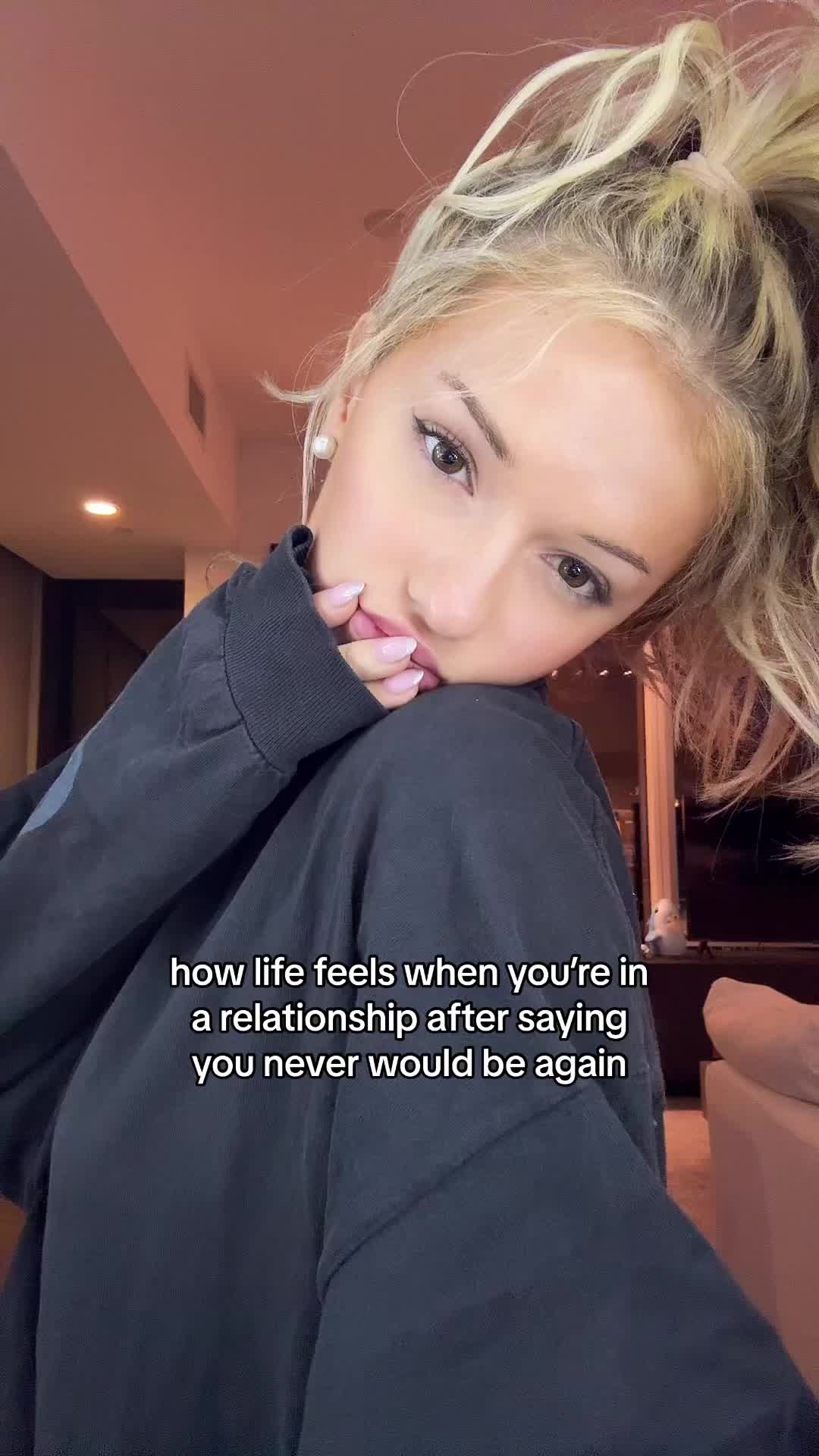 @Breckie_Hilll