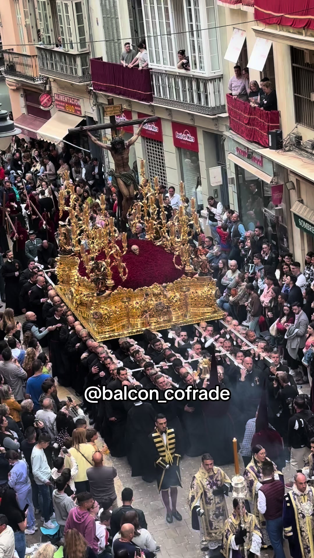 @Balcon_cofrade