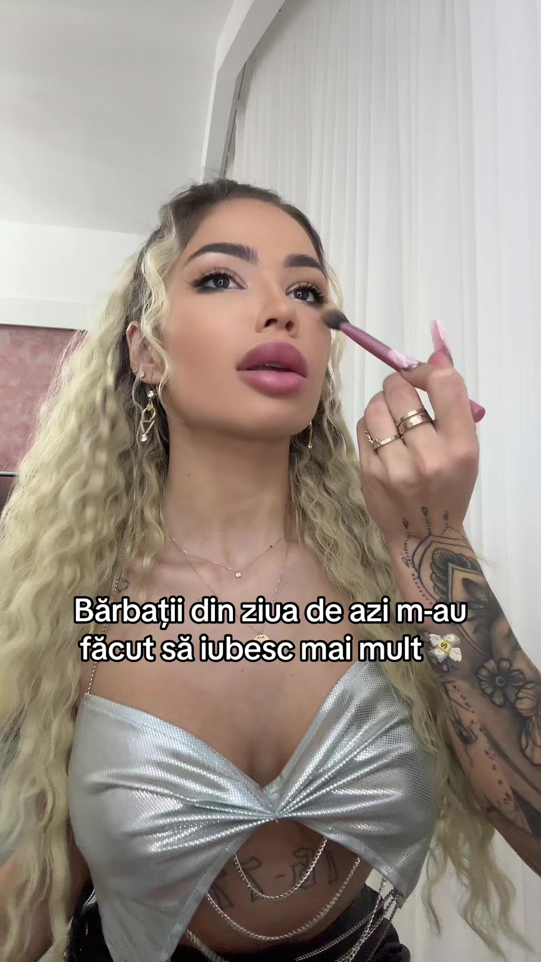 @LuizaaaF