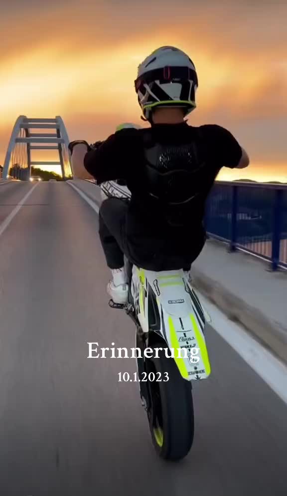 @Grenzganger_Family