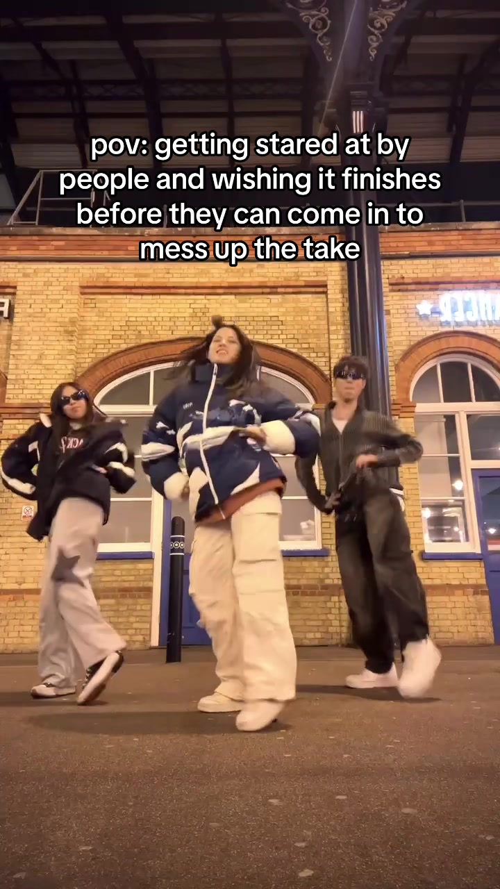 @momo