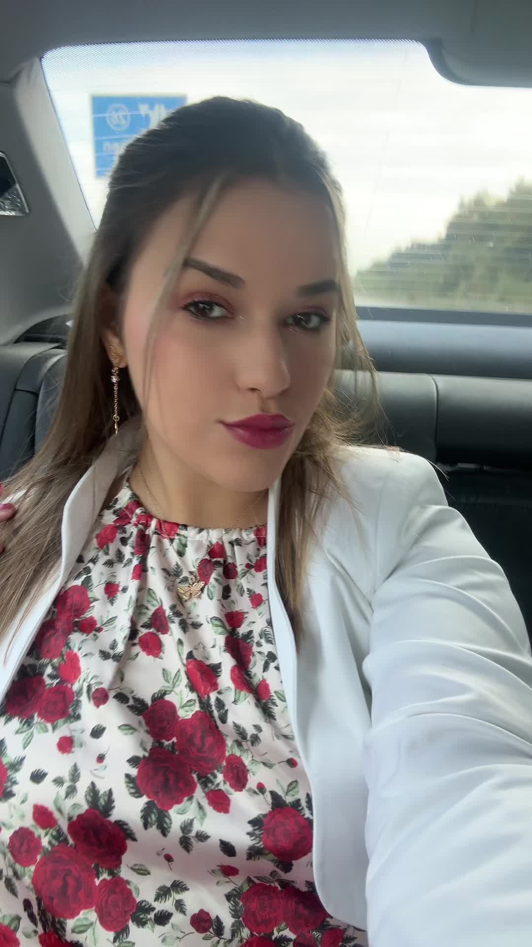 @officialsandri4ka