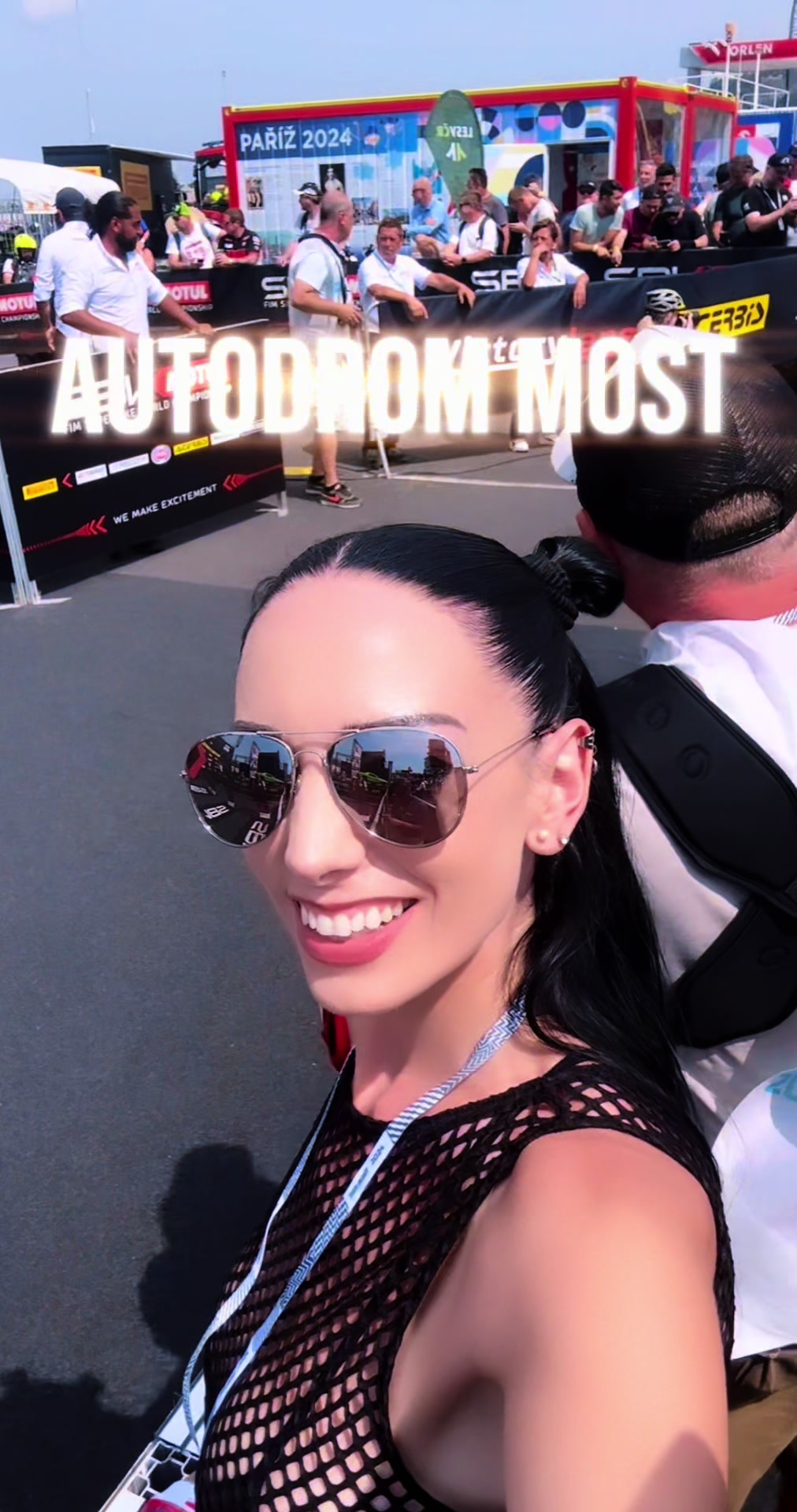 @Moto Fox Veronika