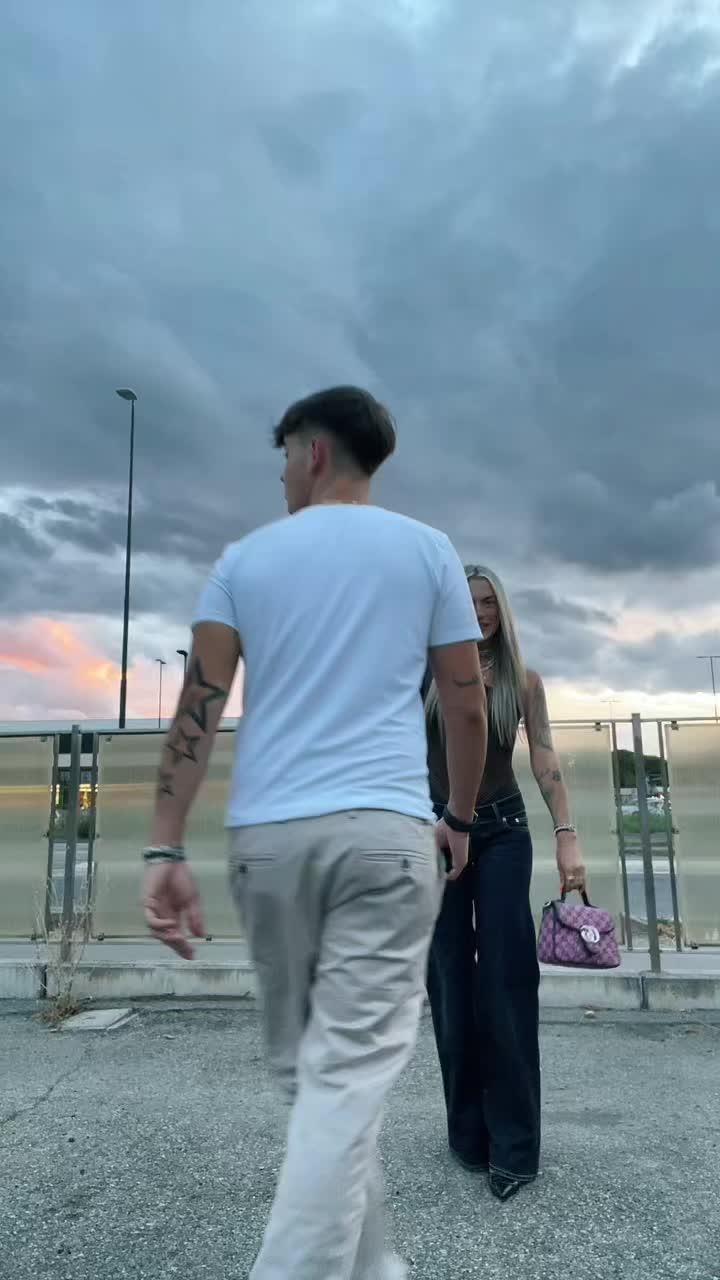 @Amorosa_aurora