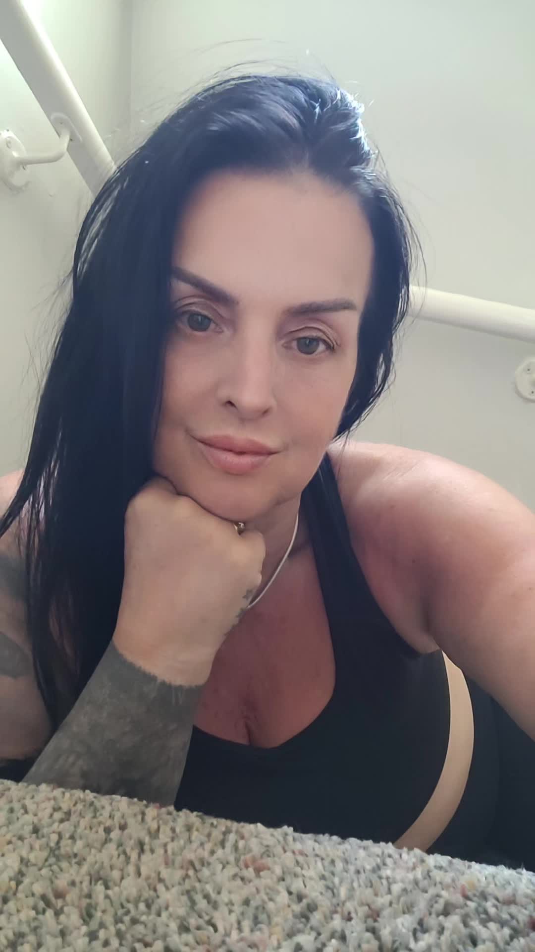 @tiktok michelleshelly