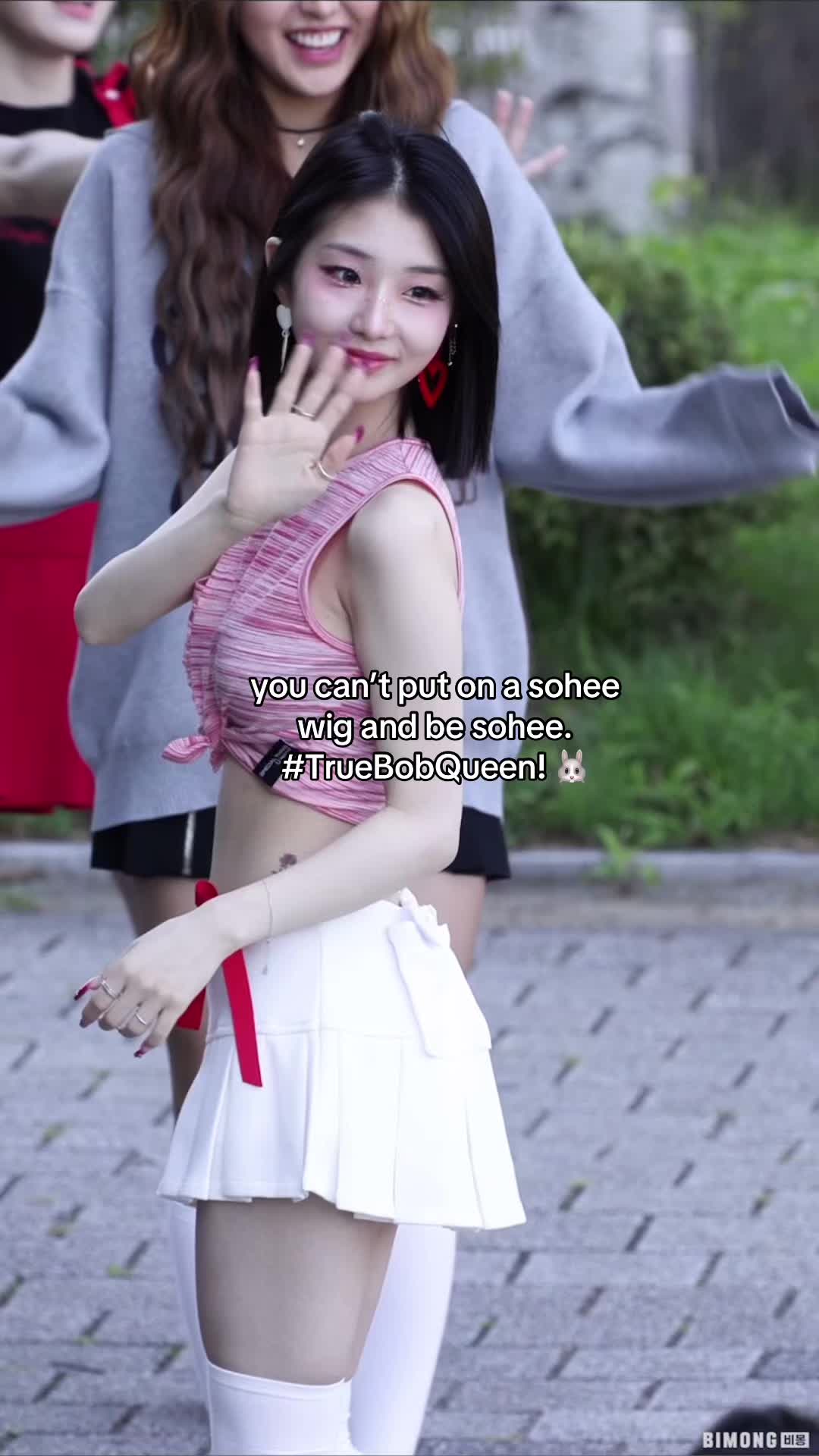 @🐰