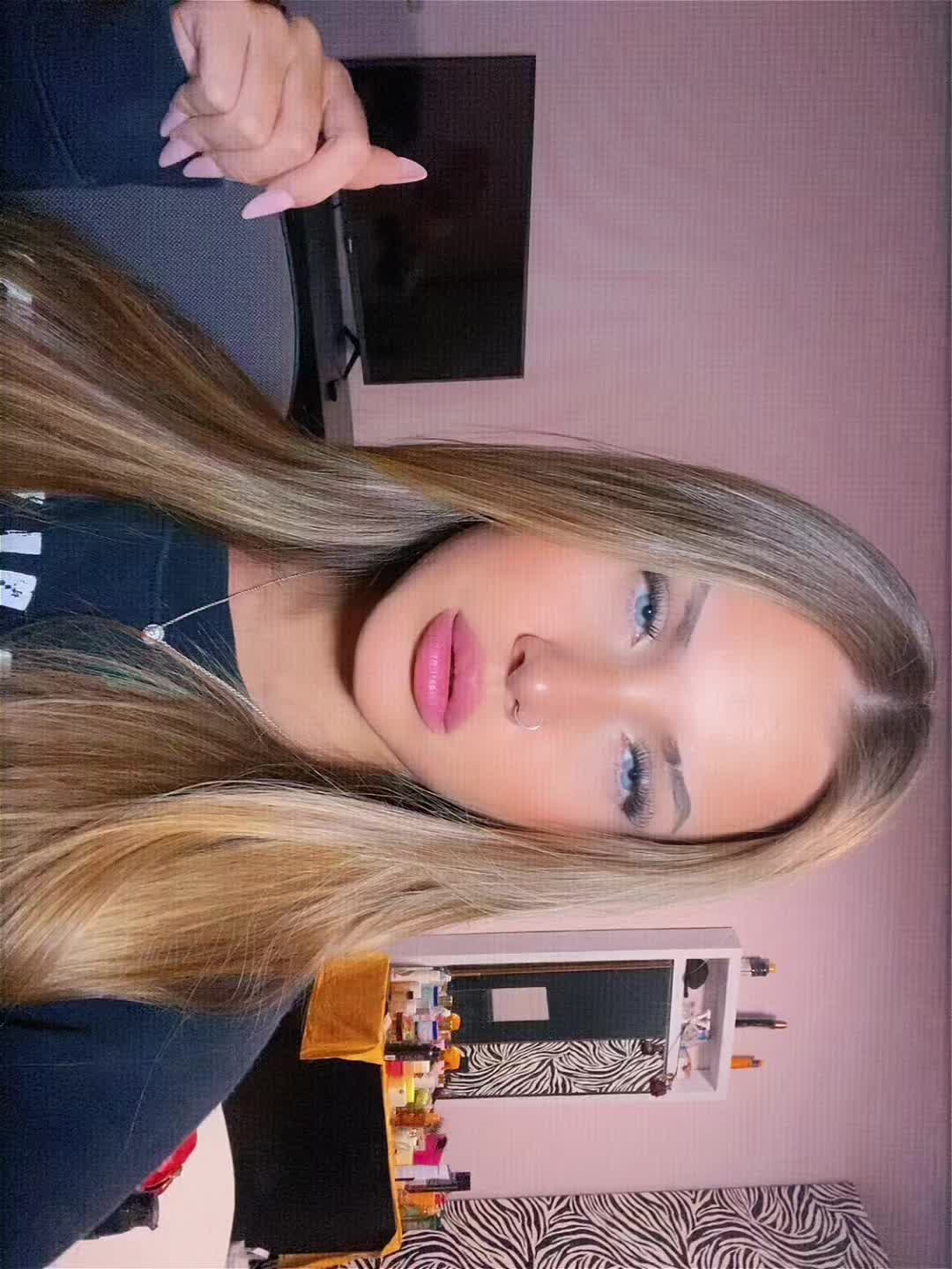 @Yleniatoschi🐊🥥