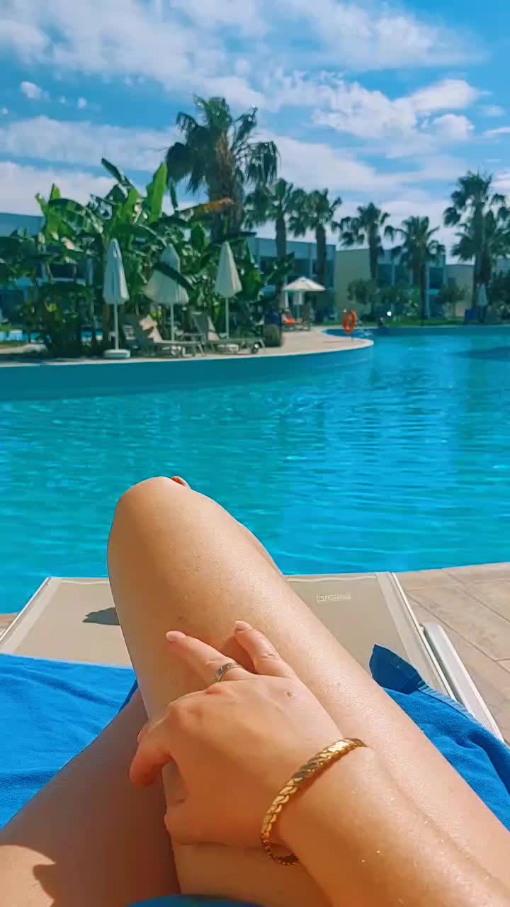 @MiraRoseDemir