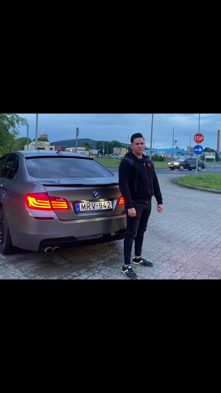 @kanalaskriszti&aacute;n