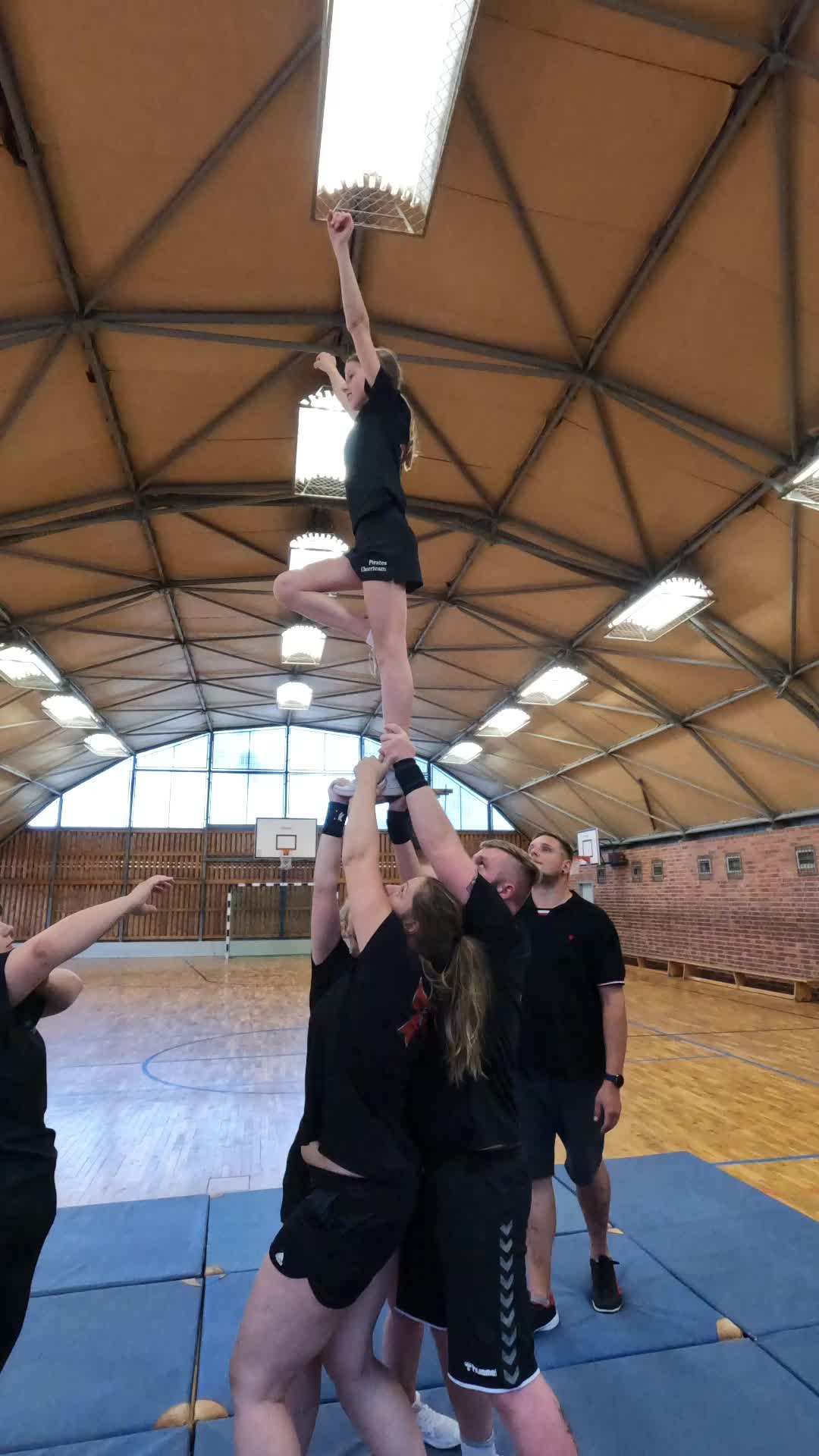 @Cheer Team