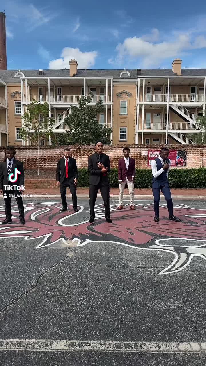 @Jay D. Wonder♦️🏴☠️