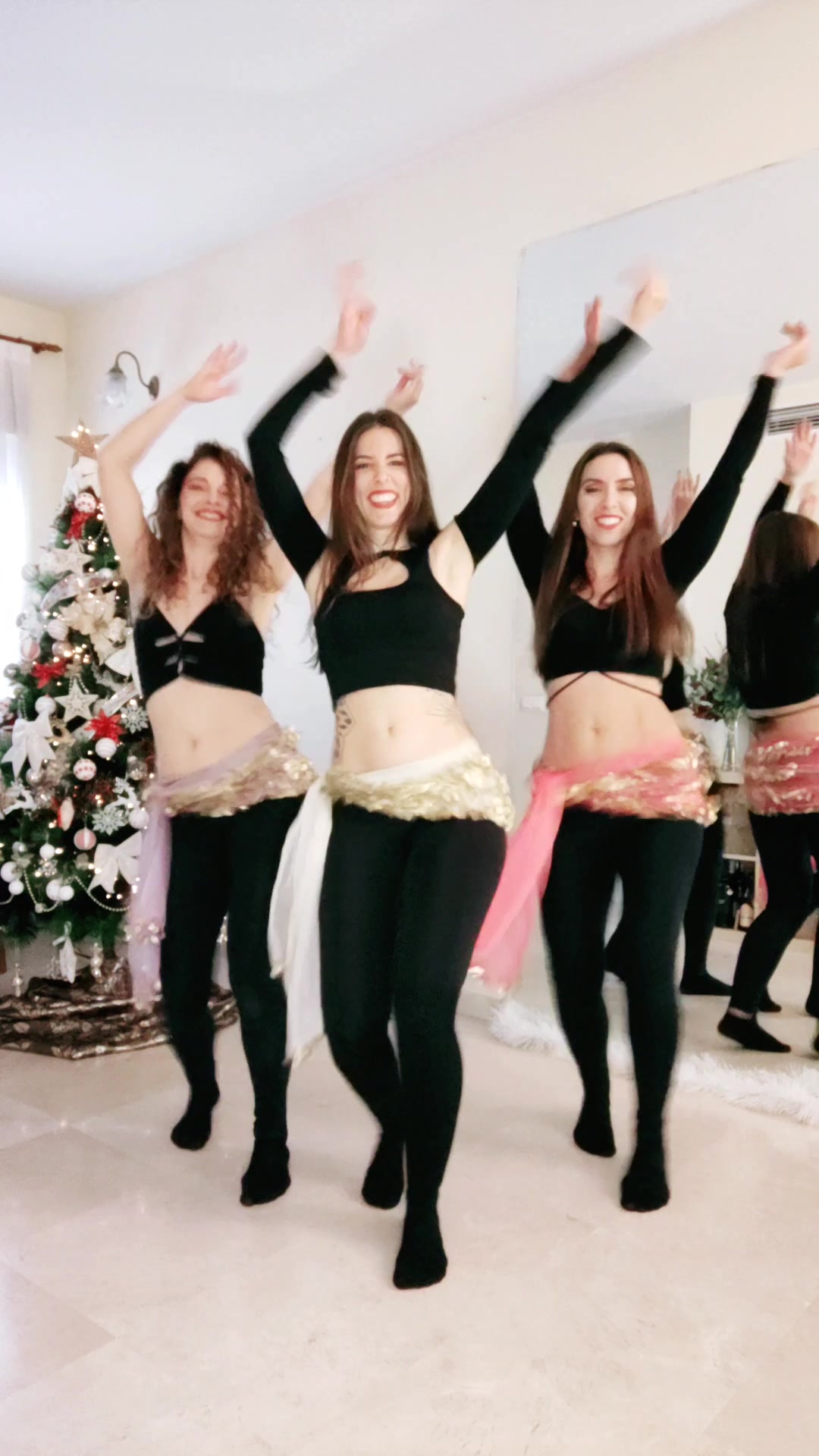 @Tharsis Bellydance Company
