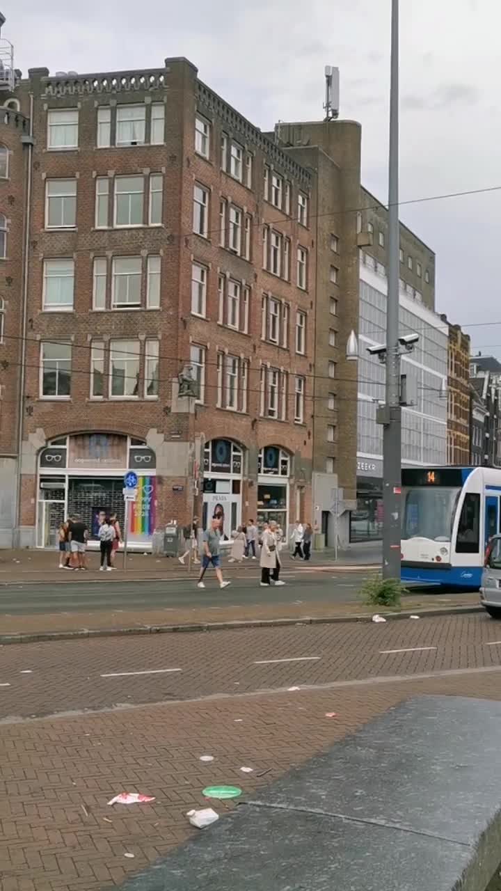 @AM