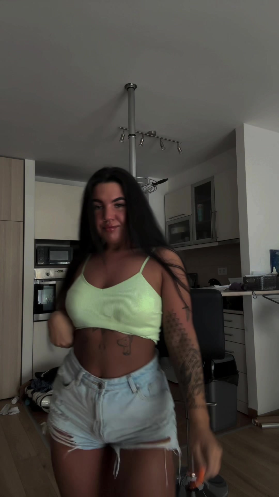 @𝐃.