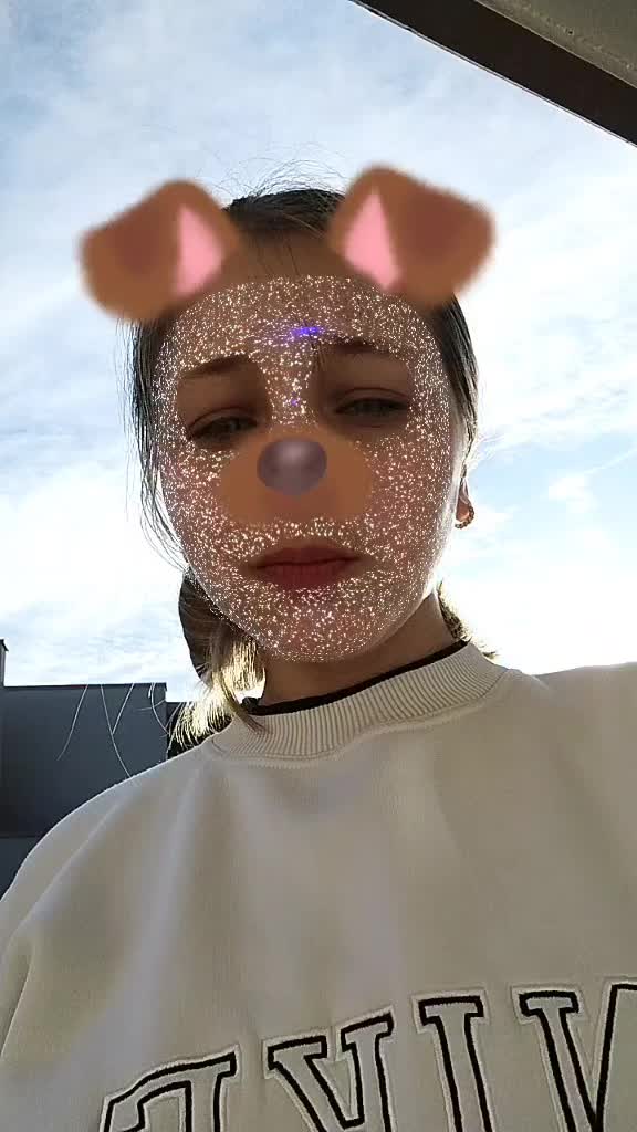 @Sofii