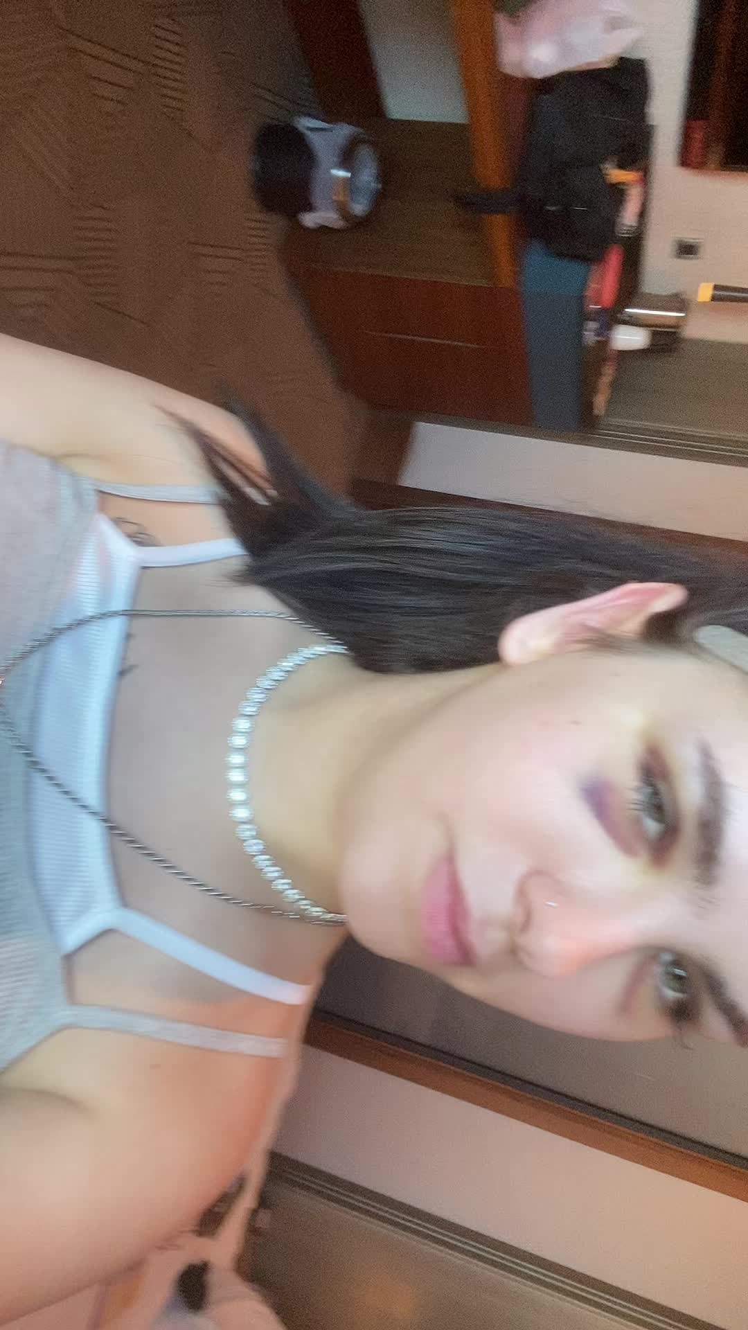 @Ale_Alexa