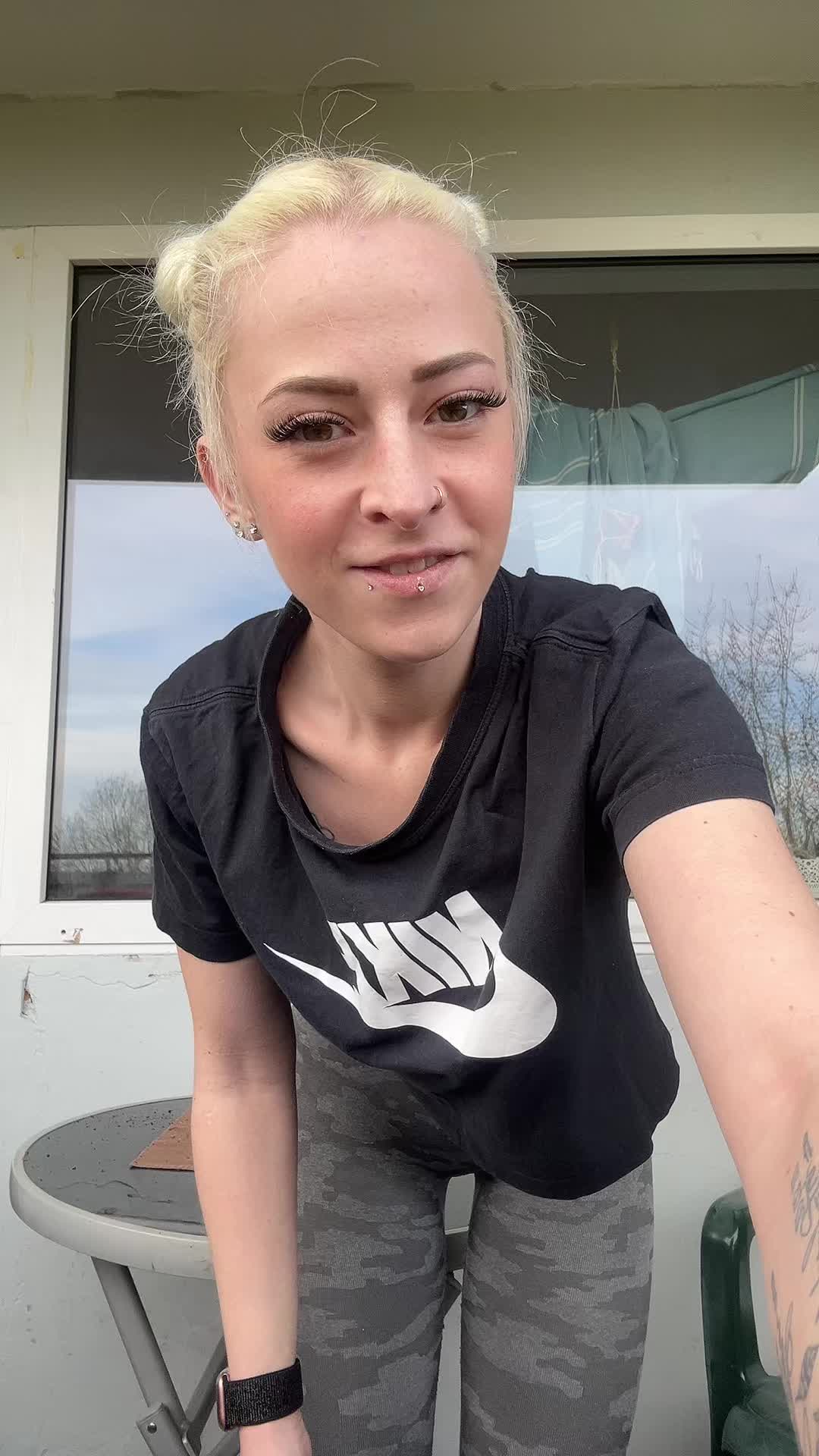 @Linni✌️